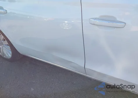 2015 Audi A8 L 4.0T from USA, damaged, VIN WAU32AFDXFN022202